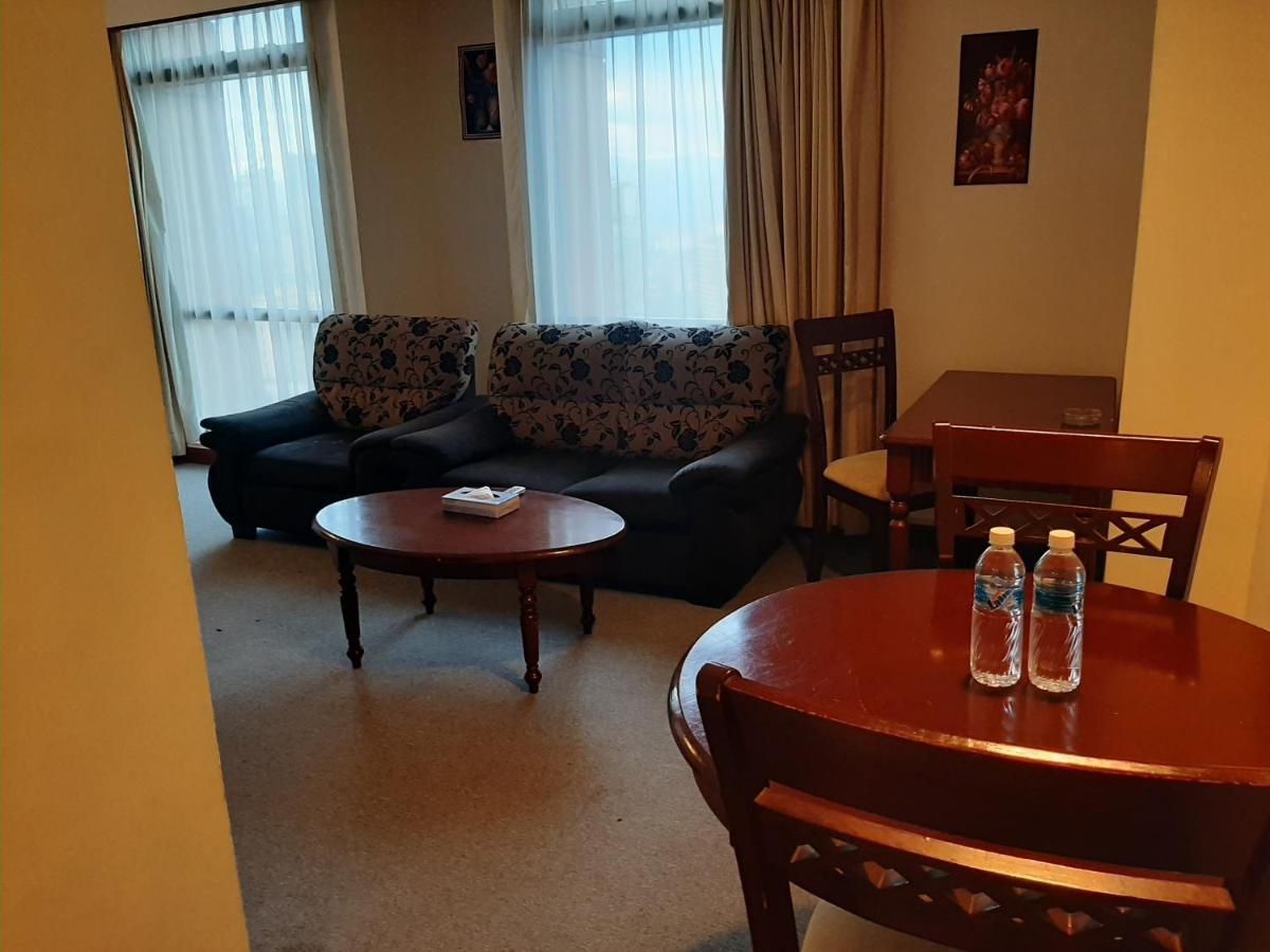 Family Apartment At Times Square クアラルンプール エクステリア 写真
