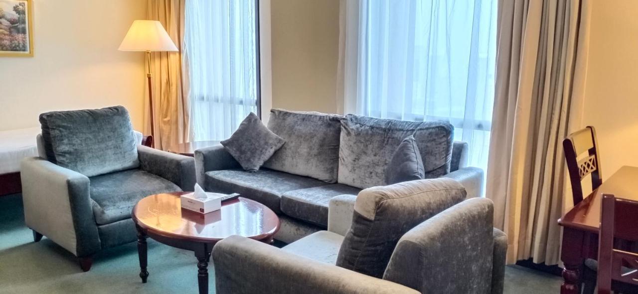 Family Apartment At Times Square クアラルンプール エクステリア 写真
